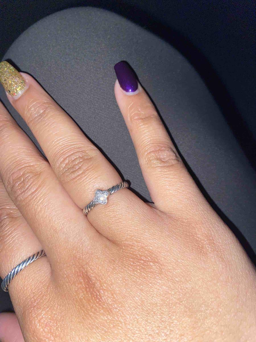 Review Thumbnail Image 0 207557695