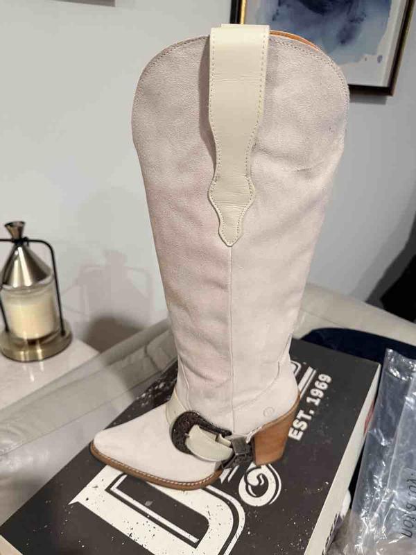 Review Thumbnail Image 0 247732180