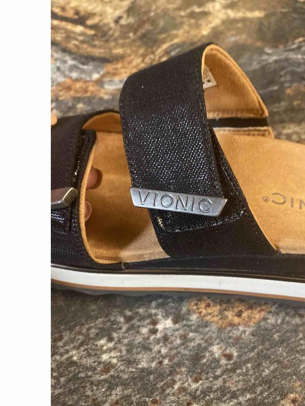 Review Thumbnail Image 1 216714197