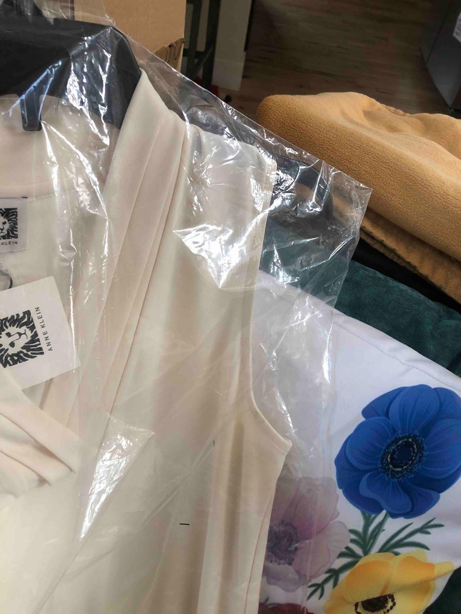 Review Thumbnail Image 0 198501446