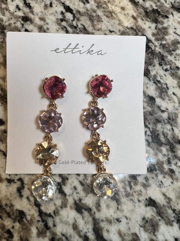 Customer photo for "Gorgeous pink ombré earrings!"