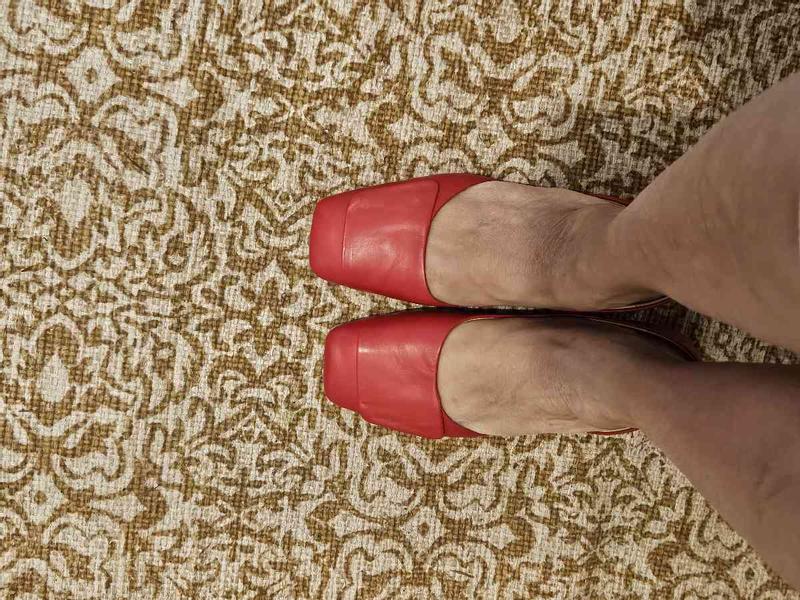Customer photo for "Love my red shoes"