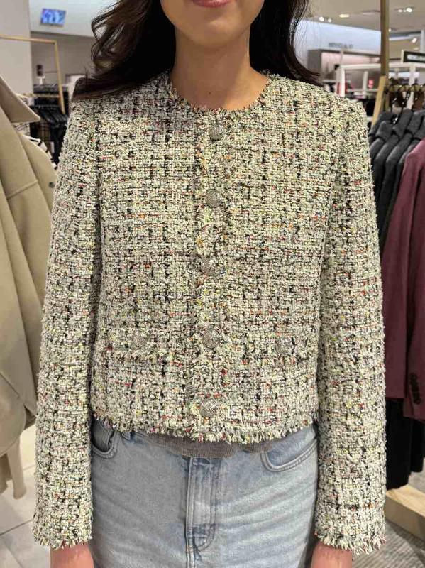 Review Thumbnail Image 0 237533533