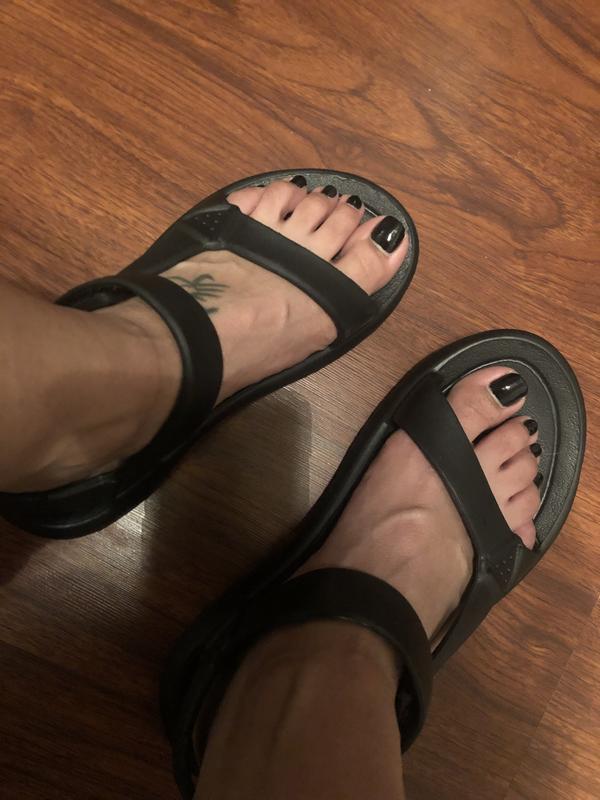 Customer photo for "Sizing is weird"