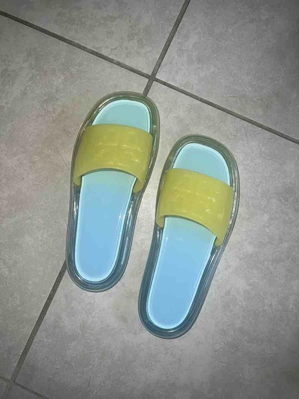 Customer photo for "Such a Cute and Fun Summer Shoe"