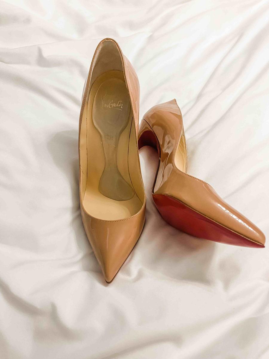 Customer photo for "Better Wearability than So Kate Pumps"