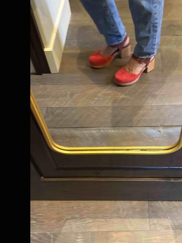 Review Thumbnail Image 0 244900574