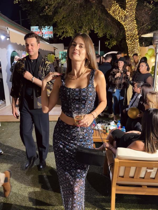 Review Thumbnail Image 0 229730428