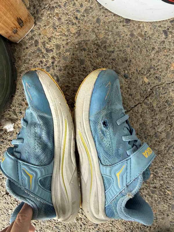 Customer photo for "Terrible Durability"