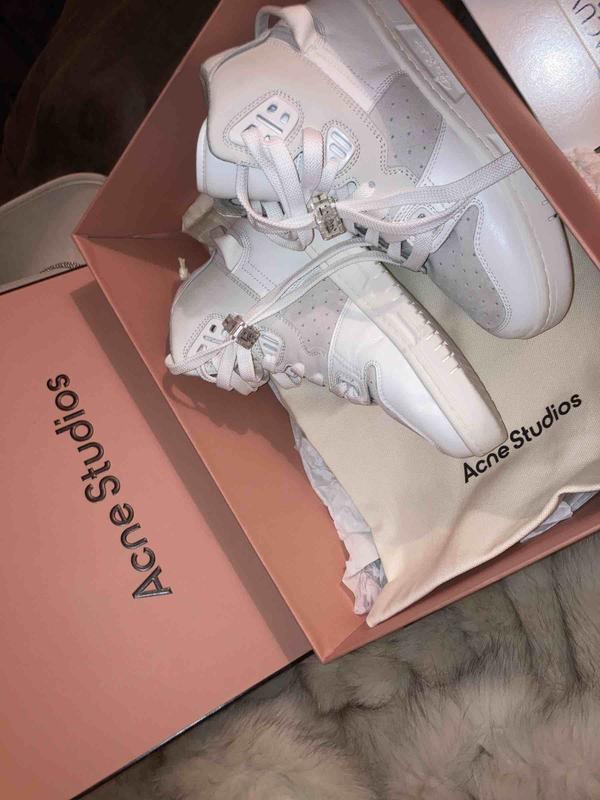 Review Thumbnail Image 0 210997394