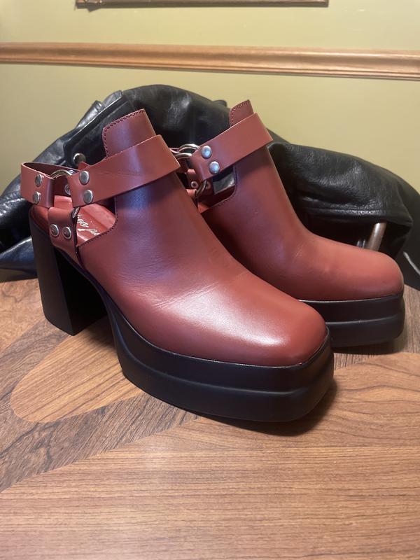 Review Thumbnail Image 0 229368877