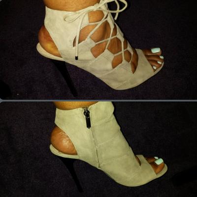 Customer photo for "Beauty Comes at a Price!"