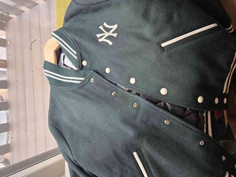 Review Thumbnail Image 0 240765541