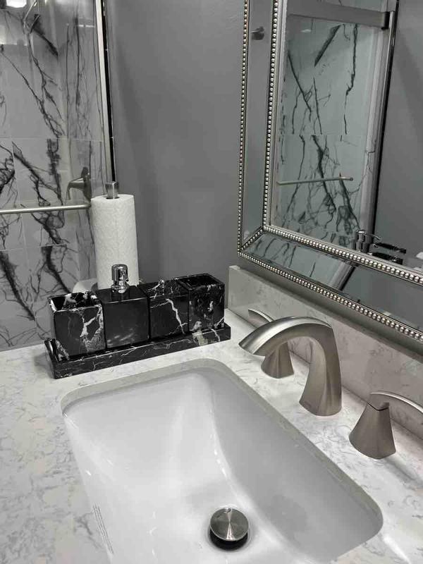 Review Thumbnail Image 0 223140553