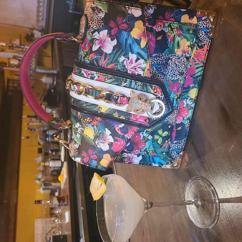 Customer photo for "Just buy it!"