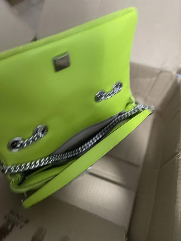 Review Thumbnail Image 3 249021822