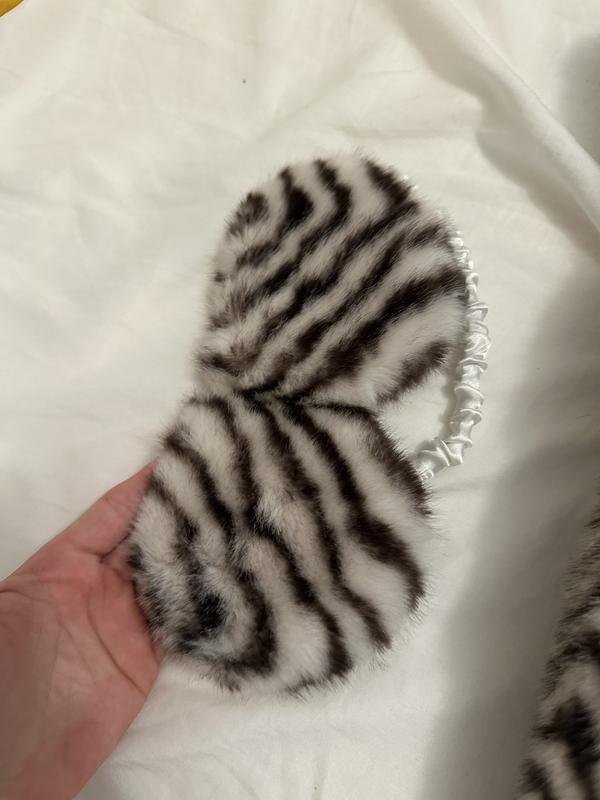 Review Thumbnail Image 2 244583445