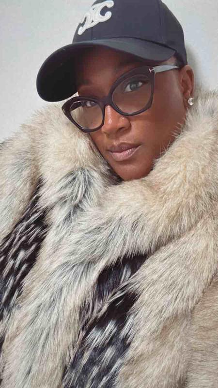 Review Thumbnail Image 0 237636369