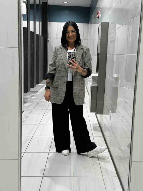 Review Thumbnail Image 0 234998008