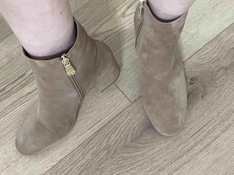 Review Thumbnail Image 0 238215325