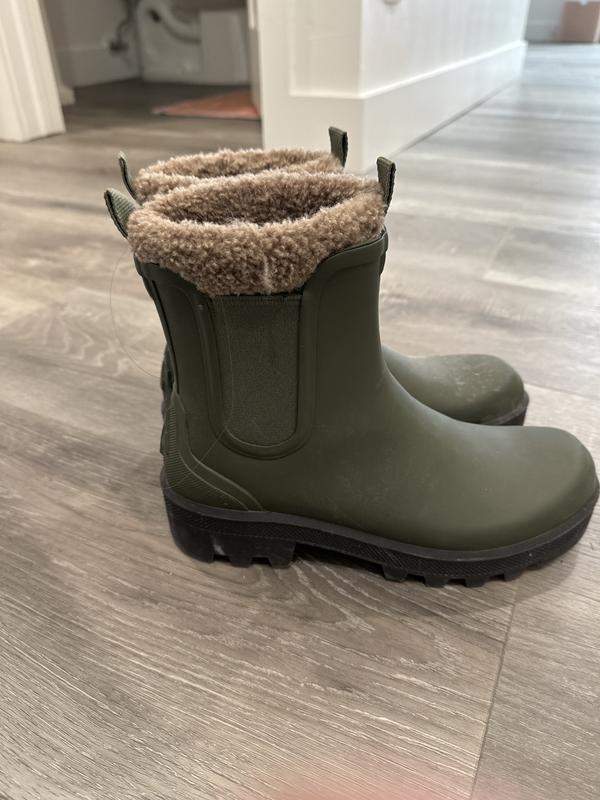Customer photo for "I purchased these for easy on and off in the snow"