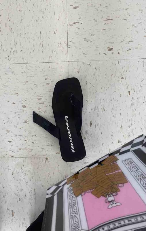 Review Thumbnail Image 0 233647471