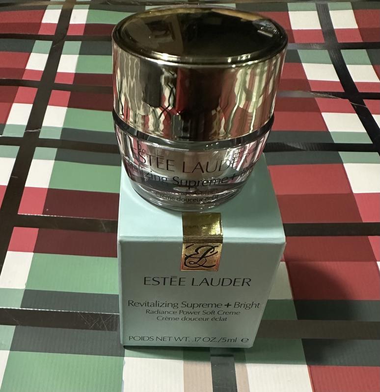 Customer photo for "Youthful appearance"