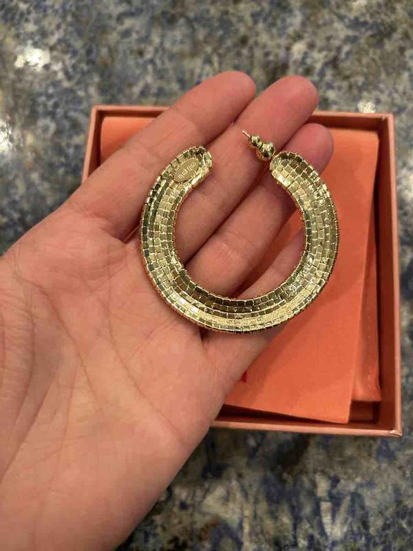 Review Thumbnail Image 0 228972969