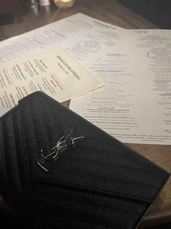 Review Thumbnail Image 0 223829948