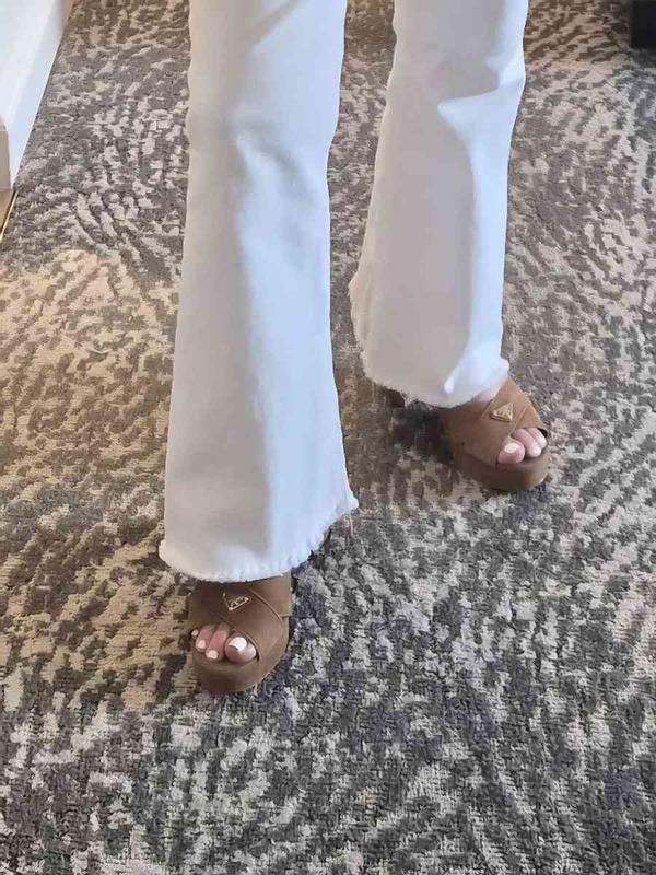 Review Thumbnail Image 0 249238634