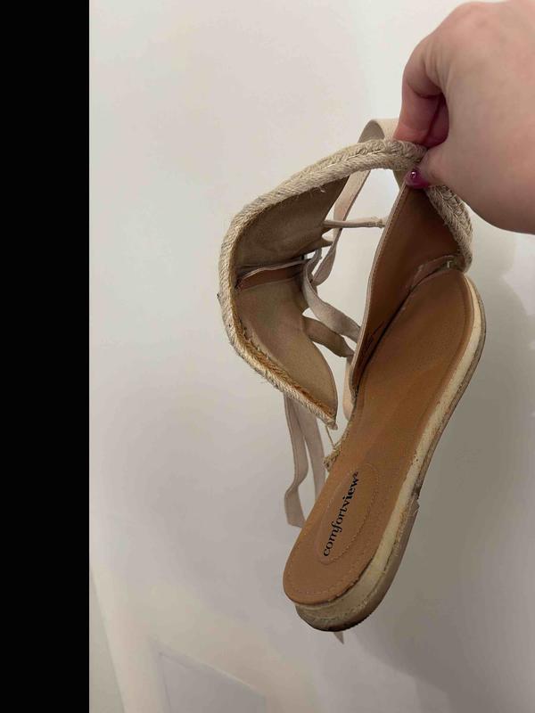 Review Thumbnail Image 0 248916555