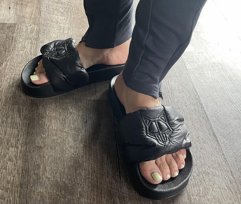 Review Thumbnail Image 0 225749822