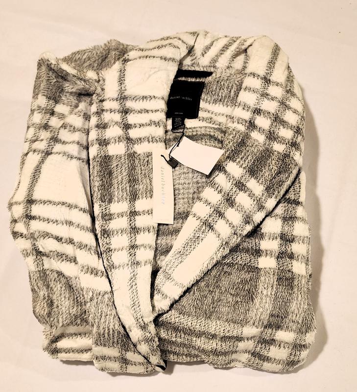 Review Thumbnail Image 0 229110770