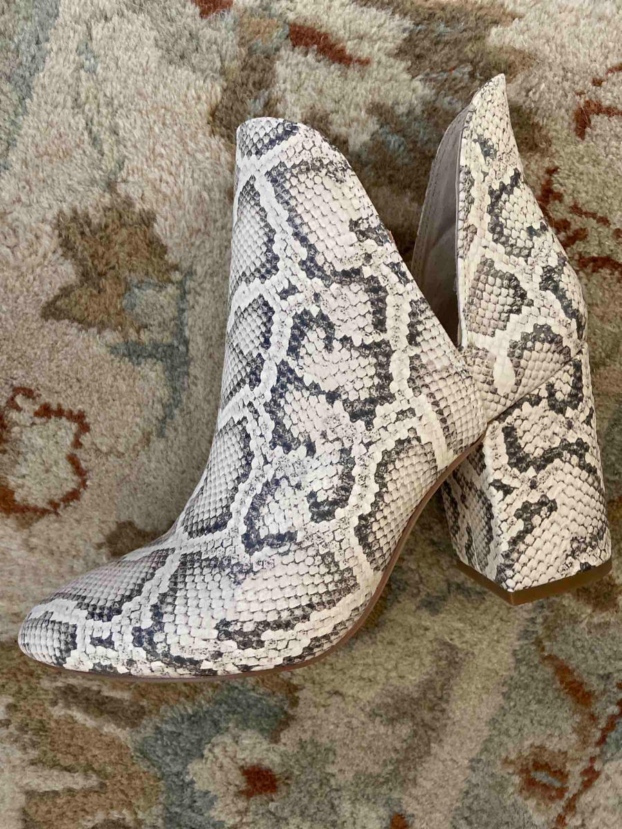 Customer photo for "bought on a whim and glad I did"