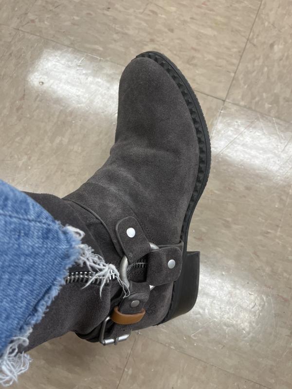 Review Thumbnail Image 0 237789518