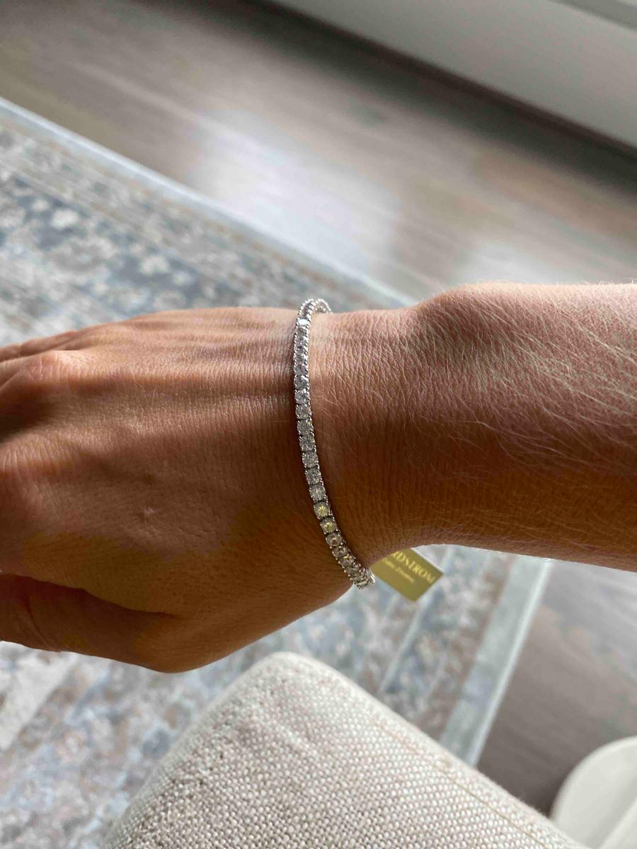 Review Thumbnail Image 0 198574612