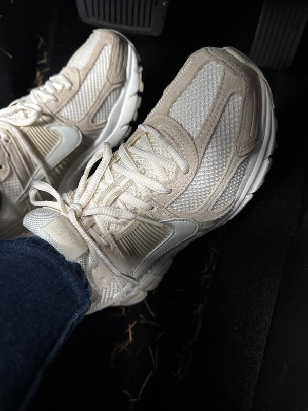 Review Thumbnail Image 0 245954875