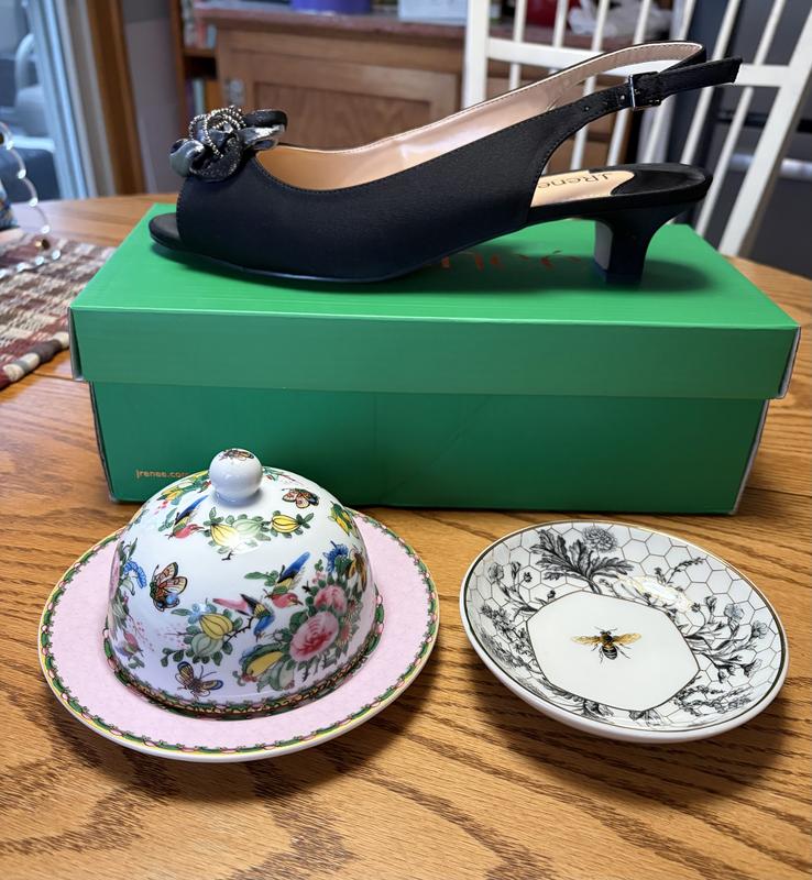 Customer photo for "The most beautiful party shoes ever!"