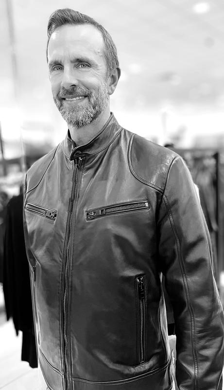 Review Thumbnail Image 0 220528792