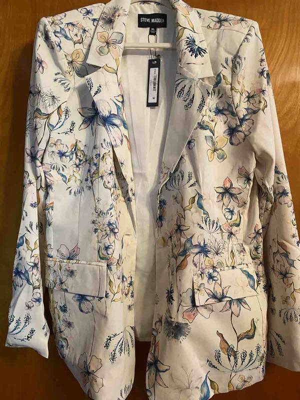 Review Thumbnail Image 0 233524993