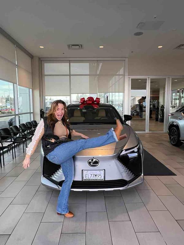 Review Thumbnail Image 0 247838889