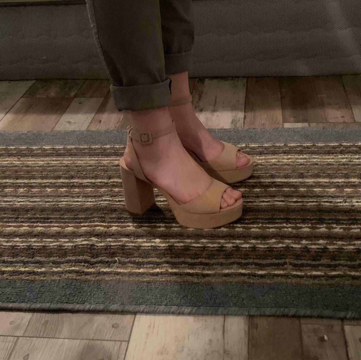 Review Thumbnail Image 0 193201216