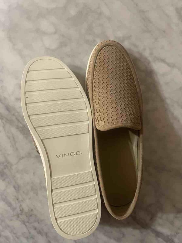 Review Thumbnail Image 0 242403312