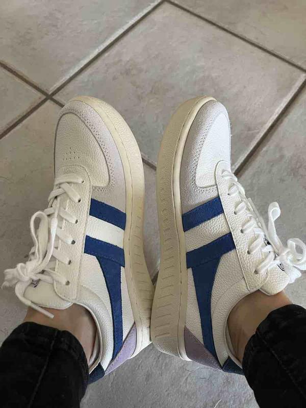 Review Thumbnail Image 0 225606692