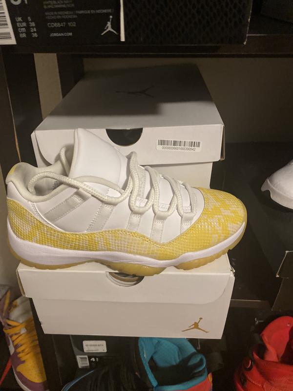 Customer photo for "Yellow snake skin"
