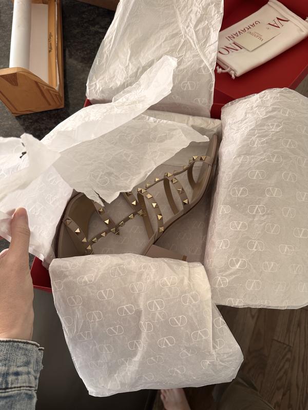 Customer photo for "Used shoes"