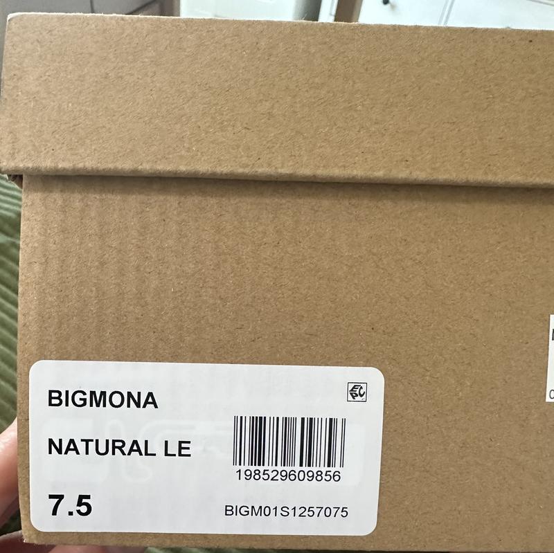 Customer photo for "Incorrect item received"