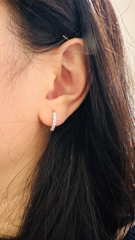 Customer photo for "Elegance with a dazzling shine"