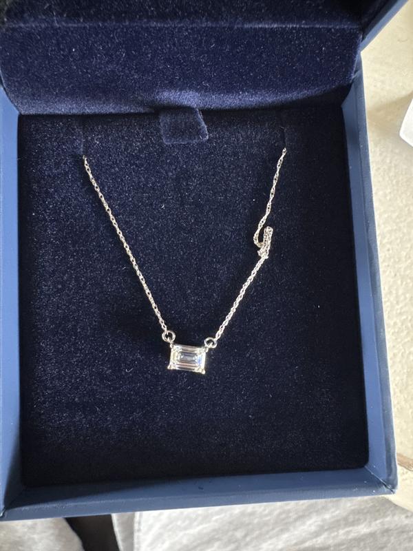 Review Thumbnail Image 0 241992030