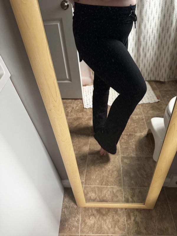 Customer photo for "Super comfortable pants!"